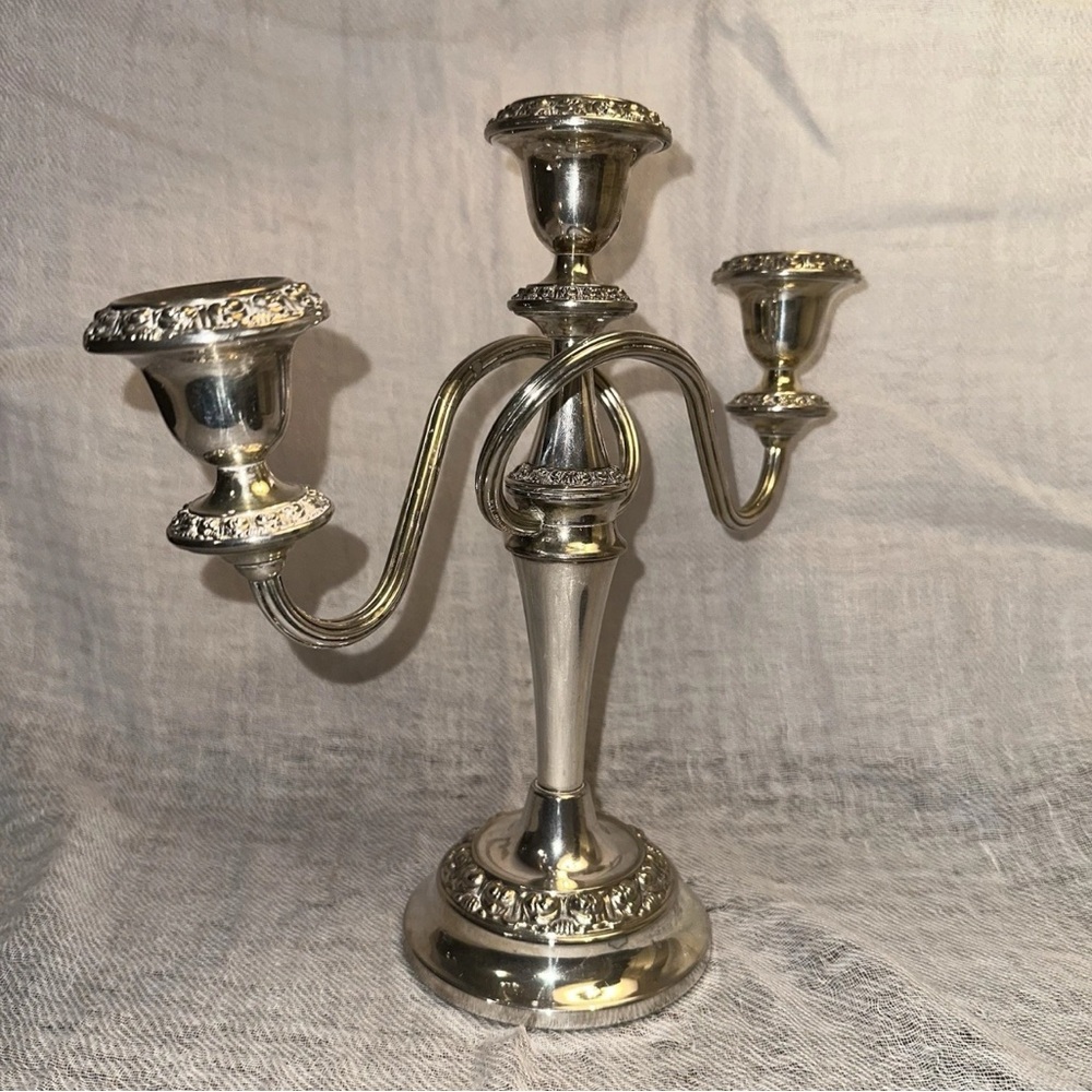 SILVER PLATE IANTHE CANDELABRA CANDLE HOLDERS Vintage 1958